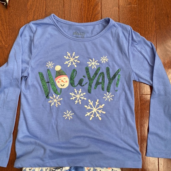Sleep On It Snowmen “HoliYay!” Pajama Set - Picture 2 of 9